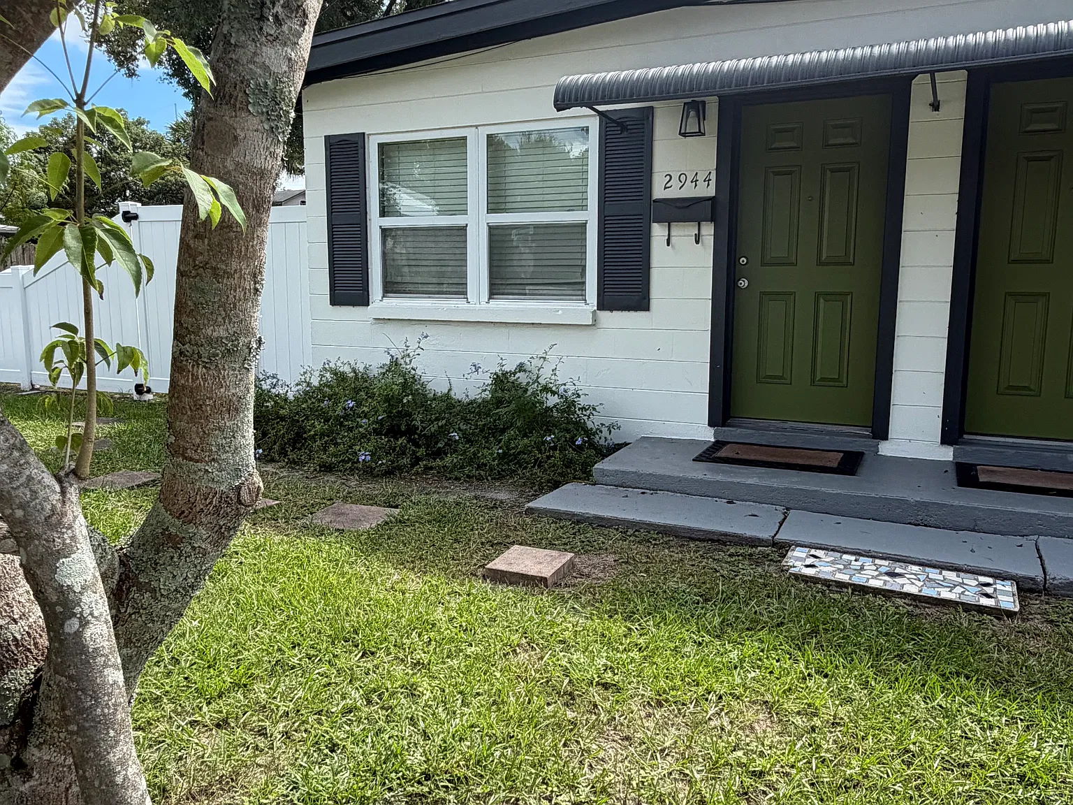 2 bed, 600 sqft, $1,375 — Photo 1