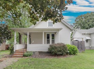 808 E Monroe St, Bloomington, IL