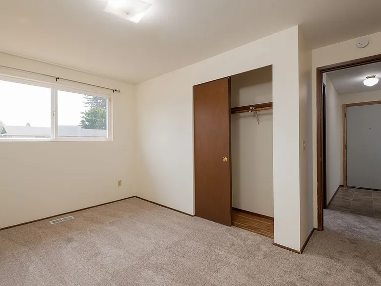 17656 SE 267th Pl — Photo 8