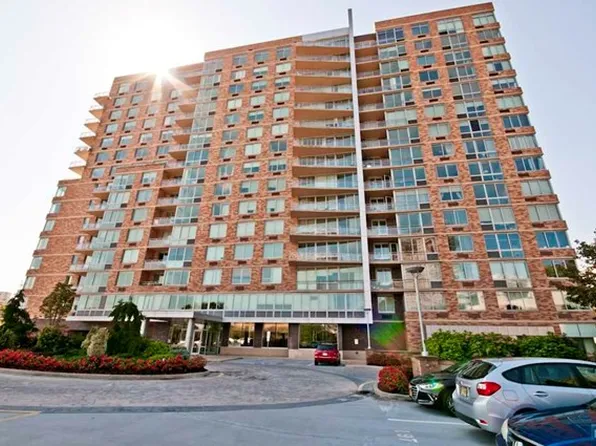716 Hudson Park Unit 716, Edgewater, NJ 07020