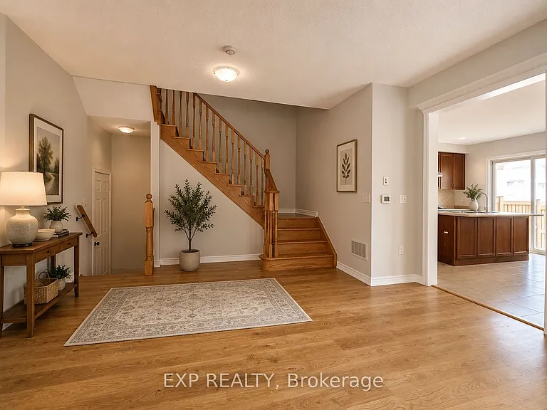 561 Settlers Rd W — Photo 10