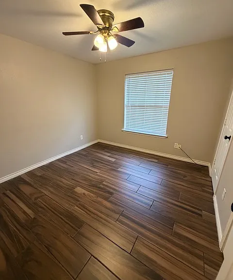 2390 Kings Court St — Photo 9