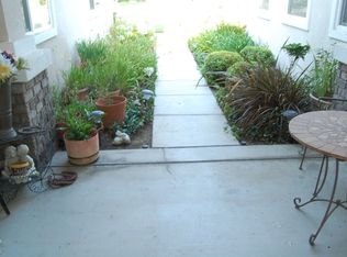 9517 Lost Grove Rd, Riverside, CA 92508