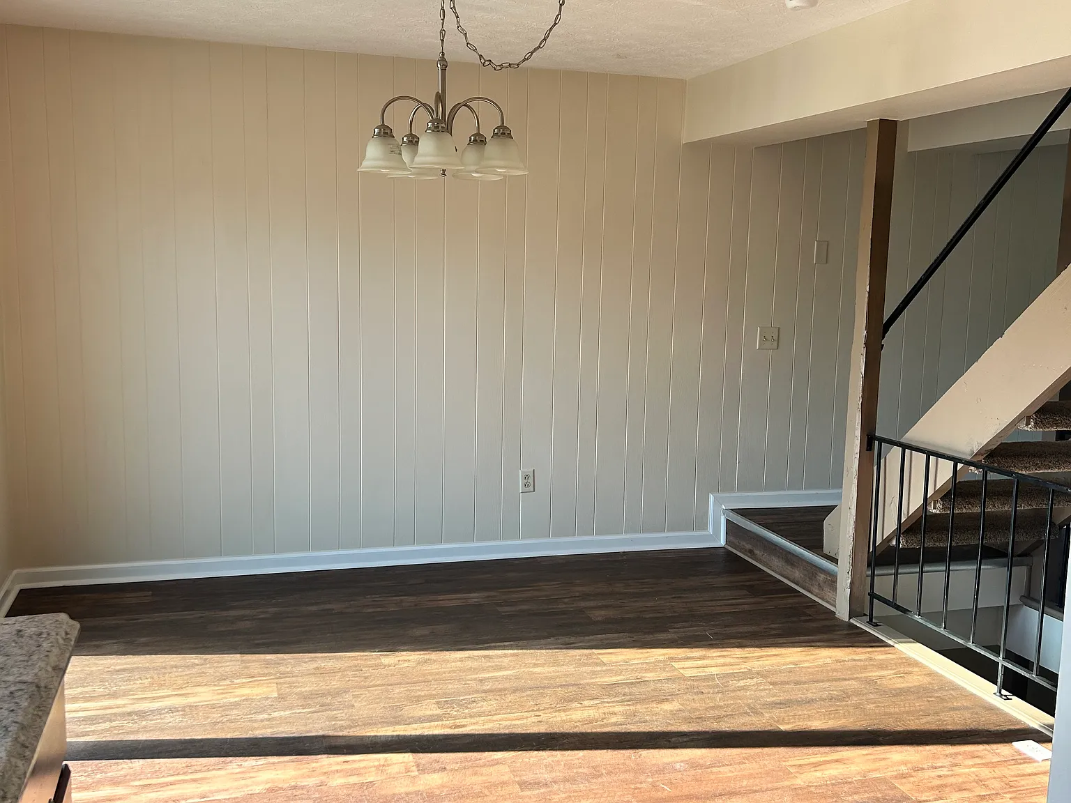 3 bed, 2.5 bath, 1524 sqft, $1,700 — Photo 4