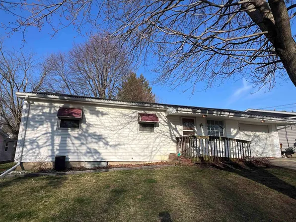 227 S Truman Ave, Lanark, IL 61046