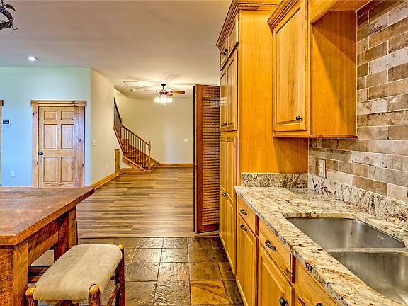 20th image of 225 Whetstone Mountain Rd
