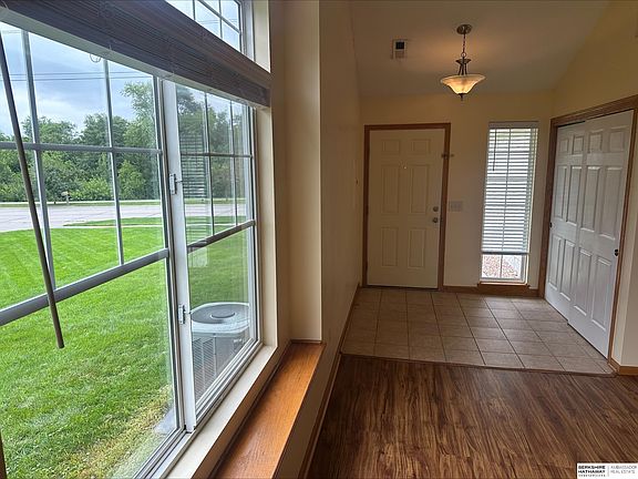 3rd image of 9037 Leighton Ave