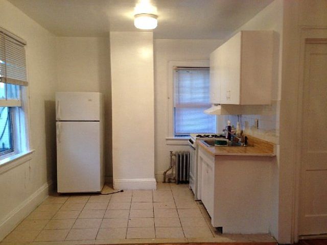 2nd image of 103 Berkley St