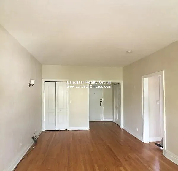 908 Reba Pl #3N — Photo 8