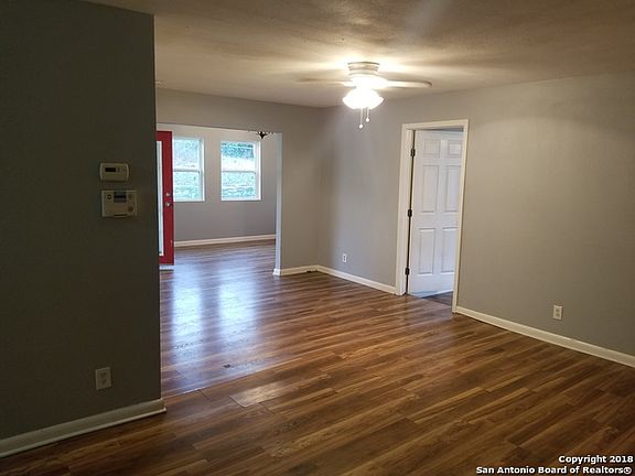 4th image of 4034 E Palfrey St