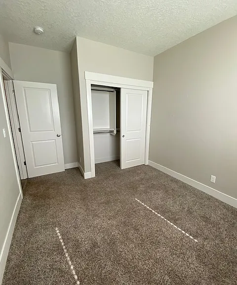 564 NE Cherry St — Photo 10