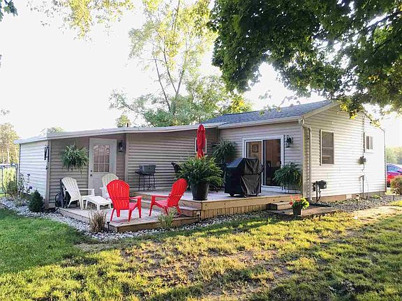 3rd image of 4605 Ackerson Lake Dr