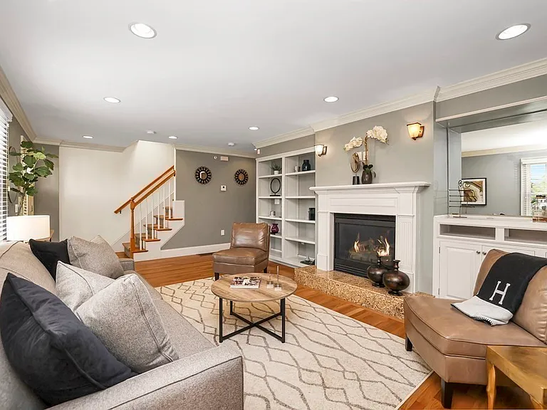 39 Bynner St #39 — Photo 2