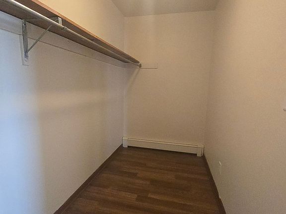 5th image of 1814 N Main St APT 204
