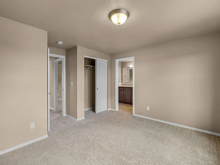 21154 Darnel Ave — Photo 9