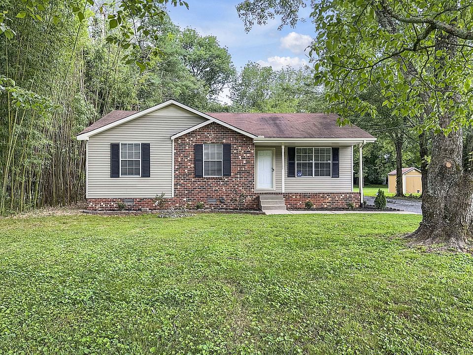 1st image of 7817 Chadwick Dr