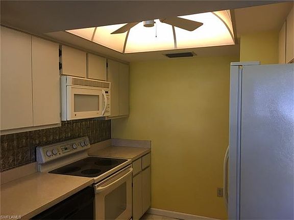 4th image of 5650 Trailwinds Dr APT 124