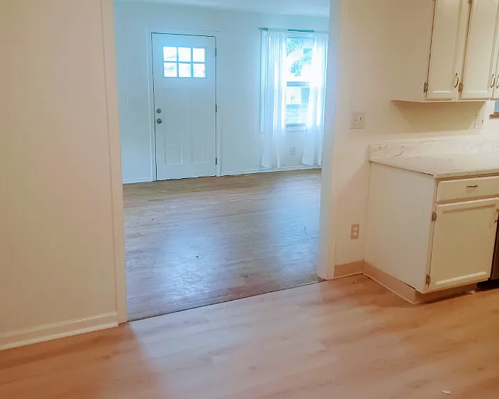 1525 Meeker Dr — Photo 5