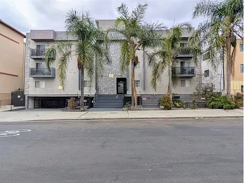 1227 N Orange Photo 1