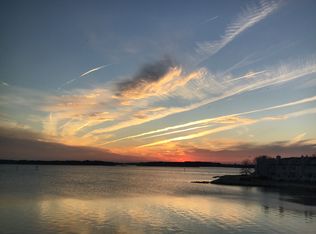 927 Oyster Cove Dr, Grasonville, MD 21638