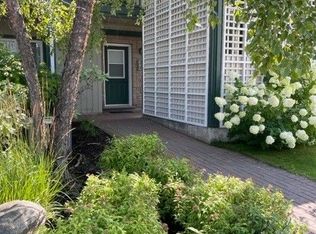 684 Johnston Park Ave, Collingwood, ON L9Y 5C7