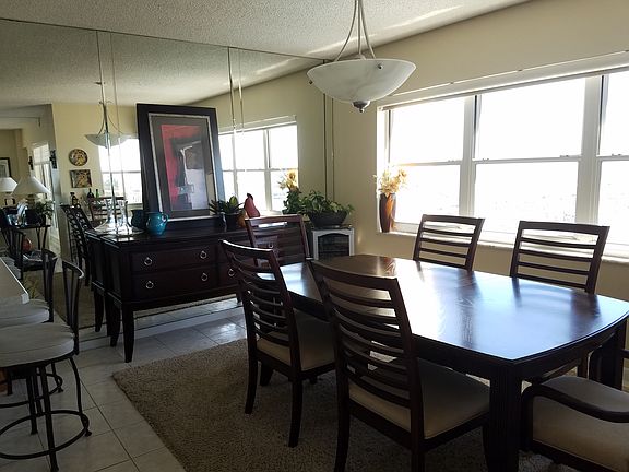 5th image of 1621 Gulf Blvd APT 1007