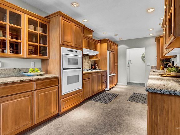 3rd image of 3701 W Crescent Rim Dr APT 406