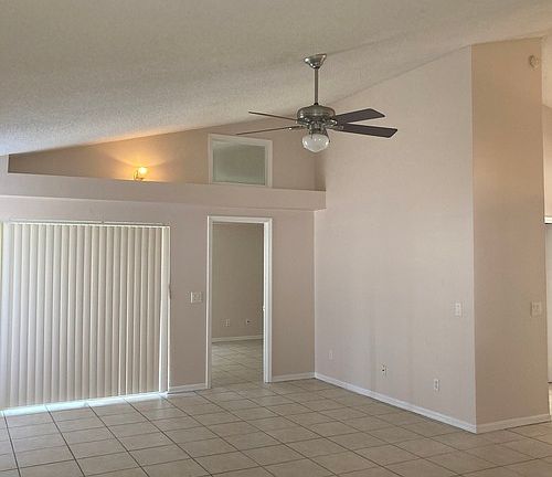 2nd image of 1819 Olivia Cir