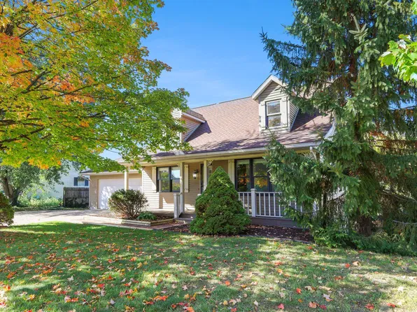 3765 Brookfield Dr, Hudsonville, MI 49426
