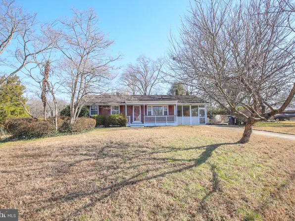 8815 Jandell Rd, Lorton, VA 22079