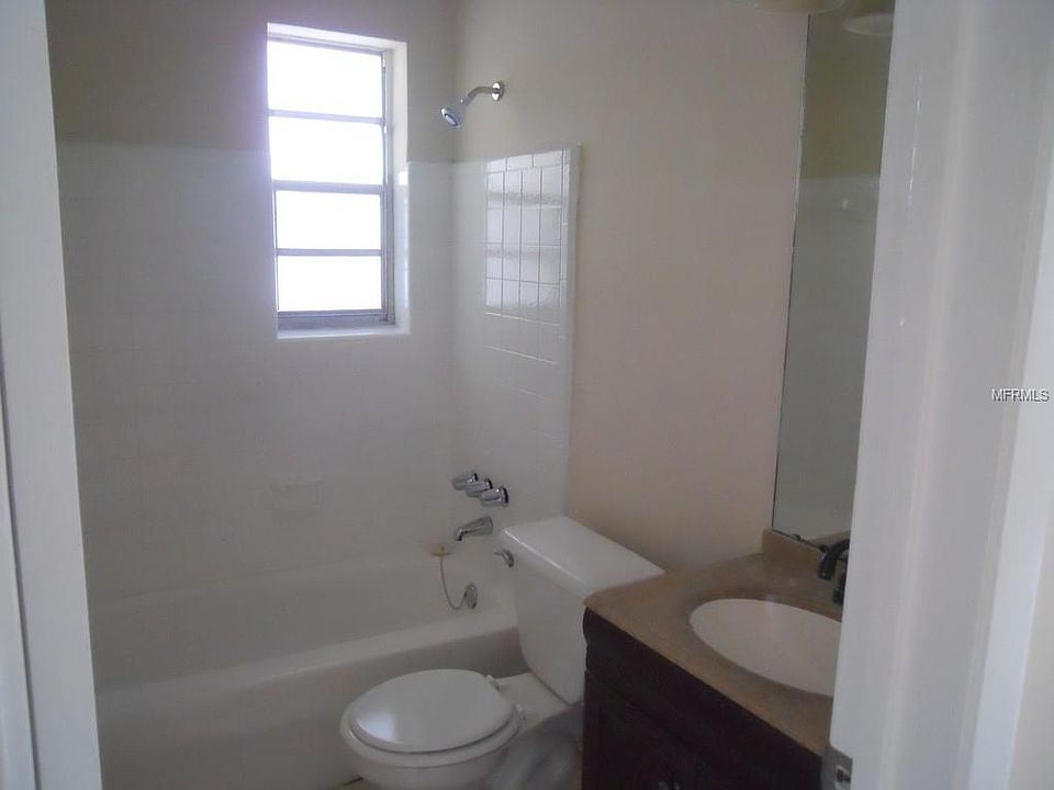 1st image of 2442 Cardena Ave