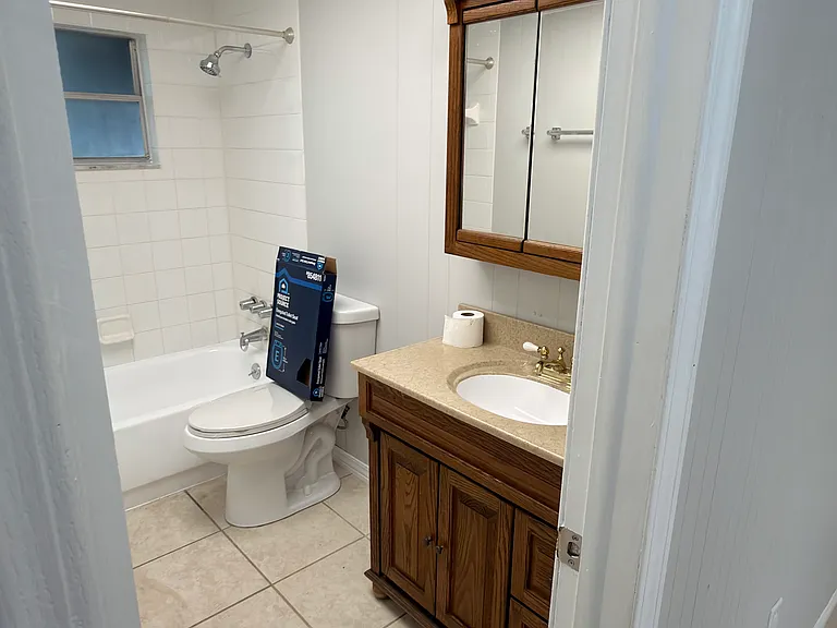 1116 Grantwood Ave — Photo 12