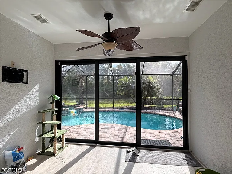 20239 Cypress Shadows Blvd — Photo 16