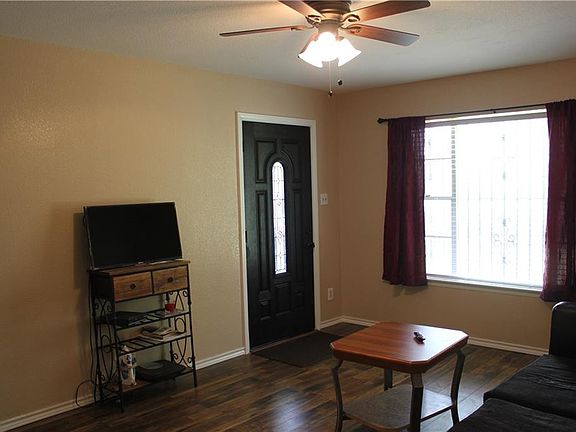4th image of 1338 Wintergreen Ct