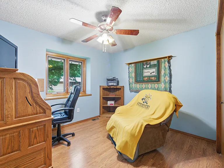 1715 N Stony Point — Photo 12