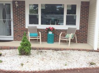 79 Castleton Dr, Toms River, NJ