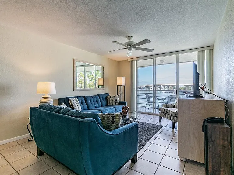 5901 Bahia Del Mar Cir #518 — Photo 11