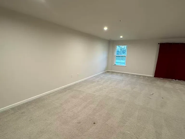 161 Mulberry Dr — Photo 17