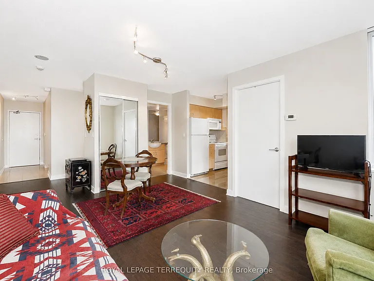 397 Front St W #2907 — Photo 9