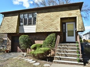 297 Fencsak Ave, Elmwood Park Boro, NJ 07407