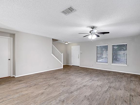 3rd image of 2018 Indian Meadows Dr