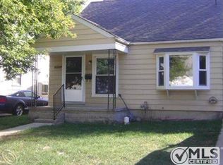 2033 Gregory Ave, Lincoln Park, MI 48146