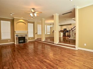 1402 Utah St, Houston, TX 77007