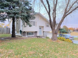 14502 Emiline St, Omaha, NE 68138