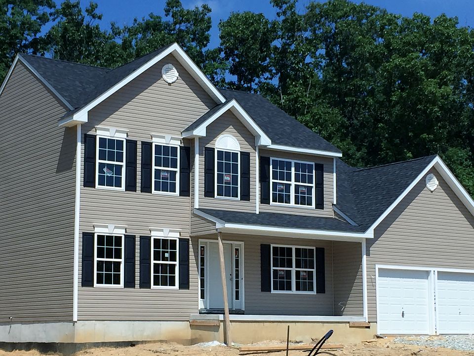2nd image of 120 Nottingham Ln