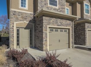7872 W 158th Cir #1, Overland Park, KS 66223