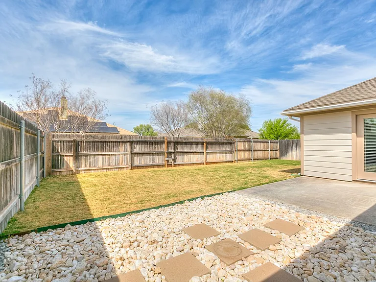 5918 Southampton Pl — Photo 28