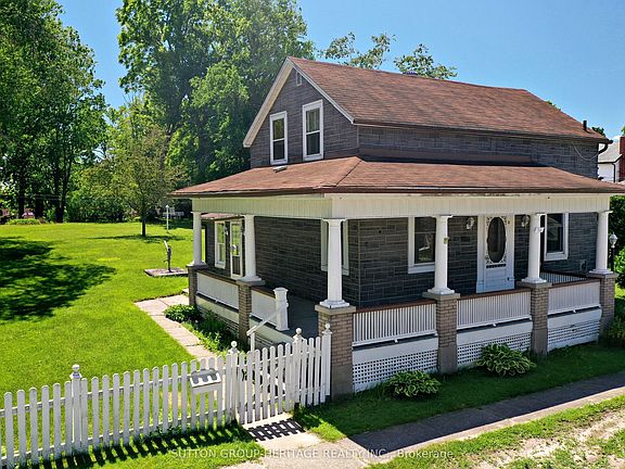 3rd image of 54 Munro St W