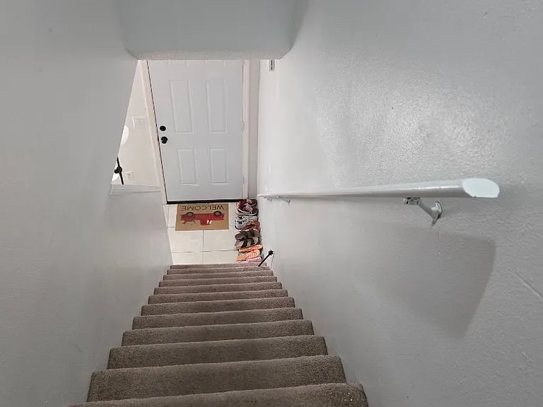 1410 Ridge Lake Ct #1410 — Photo 2