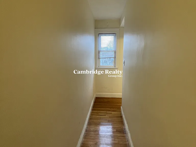 65 Fairbanks St #2T — Photo 15